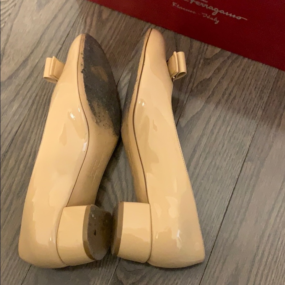 Salvatore Feragamo pumps - Picture 5 of 6